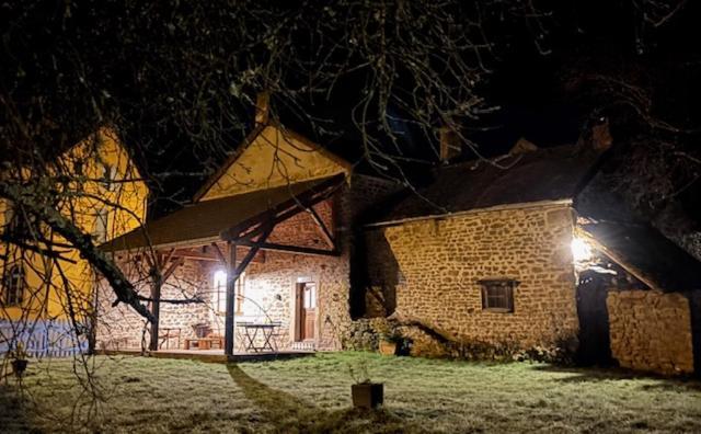 Belle Maison En Bourgogne - Auxois - Morvan Flee  Eksteriør bilde